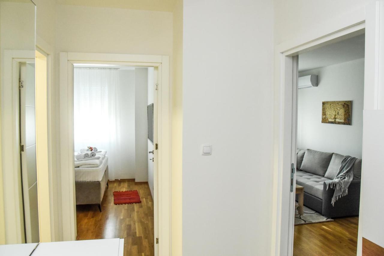 Suncokret Apartmani لوزنيكا المظهر الخارجي الصورة