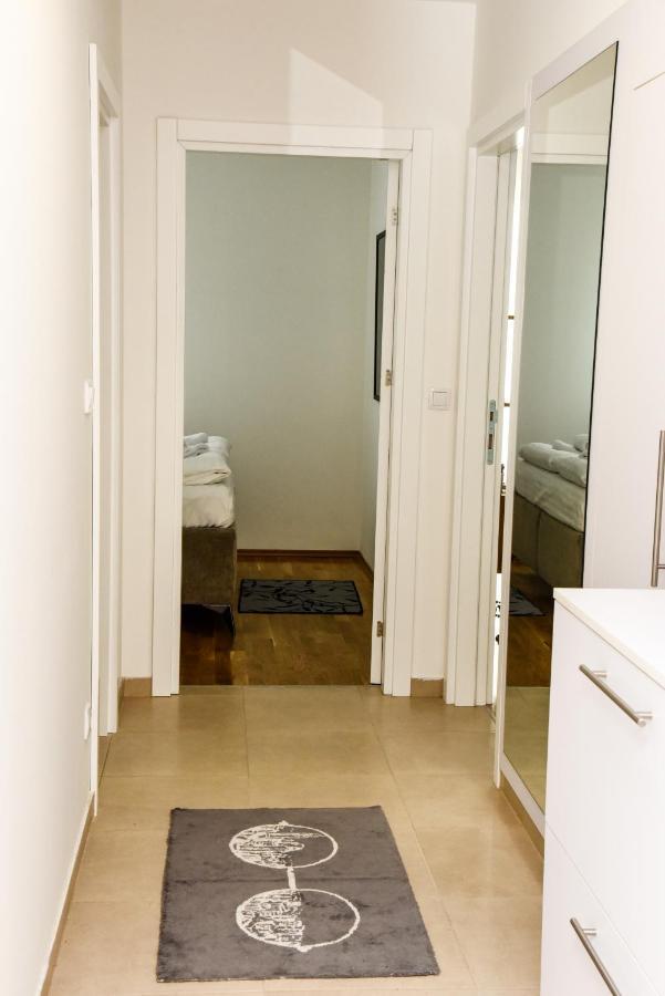 Suncokret Apartmani لوزنيكا المظهر الخارجي الصورة